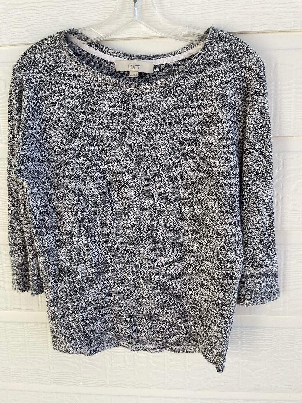 Ann Taylor LOFT gray and white 3/4 length sweater top XS